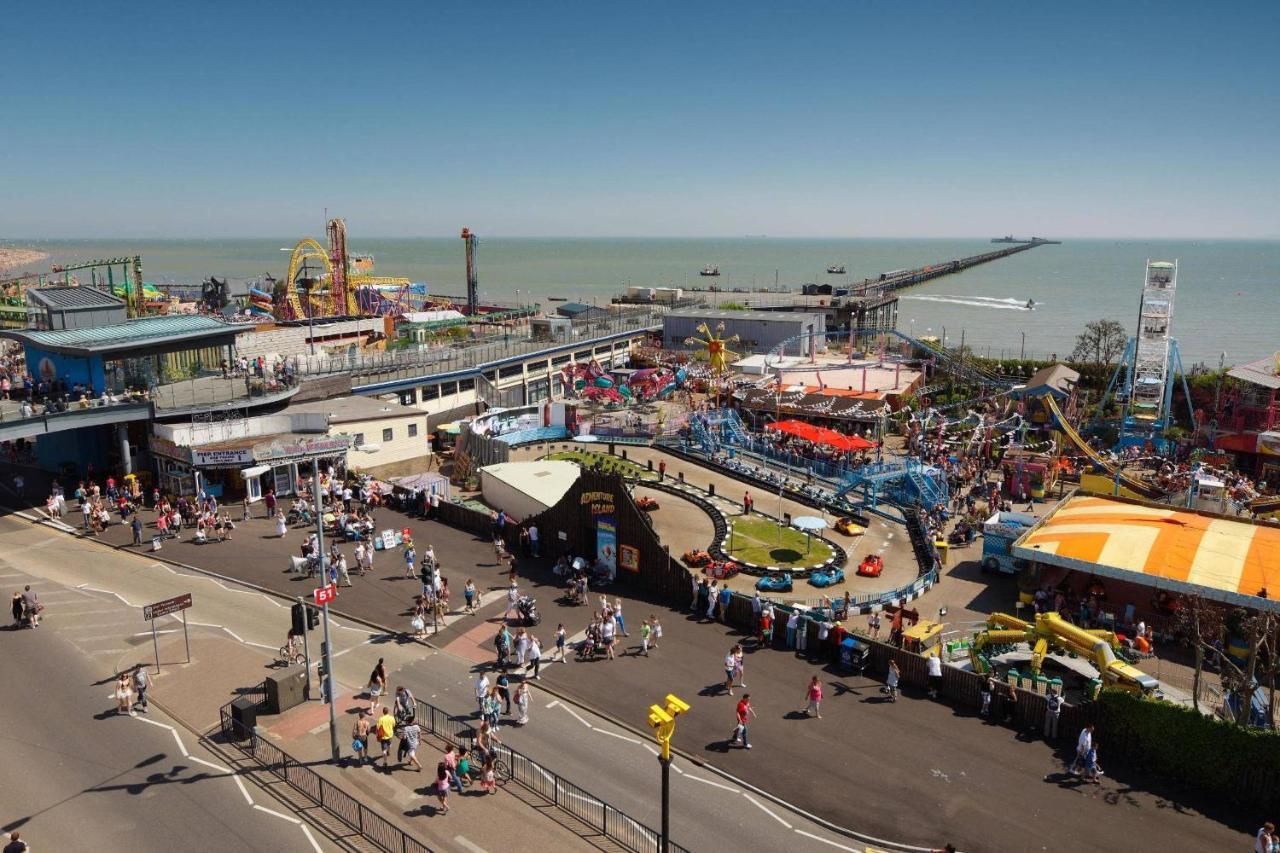 Seafront Suites - Close To Beach, Train Station & Southend Airport Southend-on-Sea Dış mekan fotoğraf