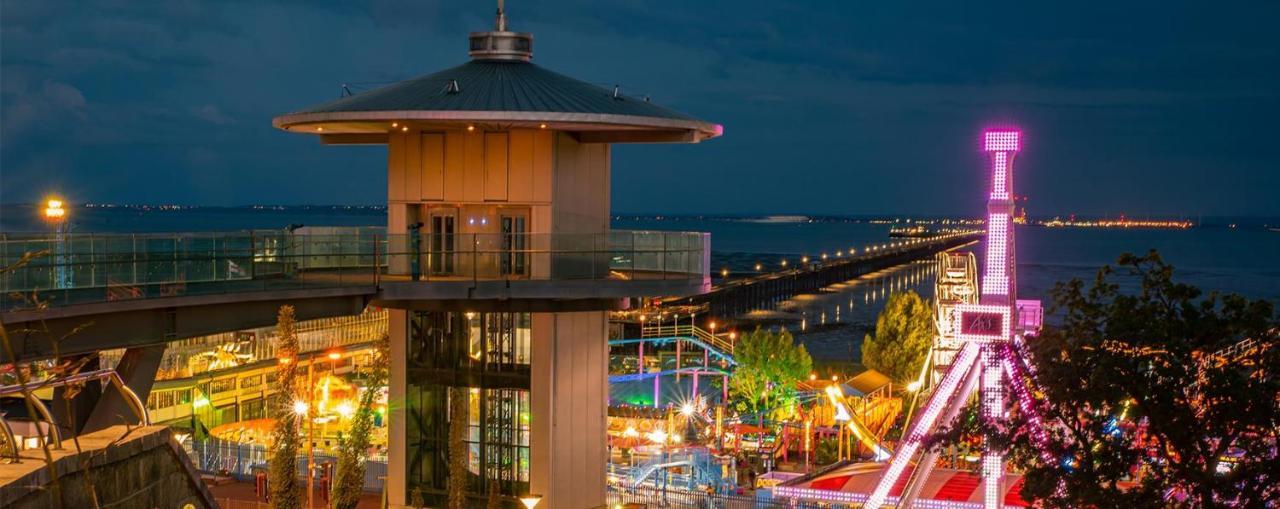 Seafront Suites - Close To Beach, Train Station & Southend Airport Southend-on-Sea Dış mekan fotoğraf